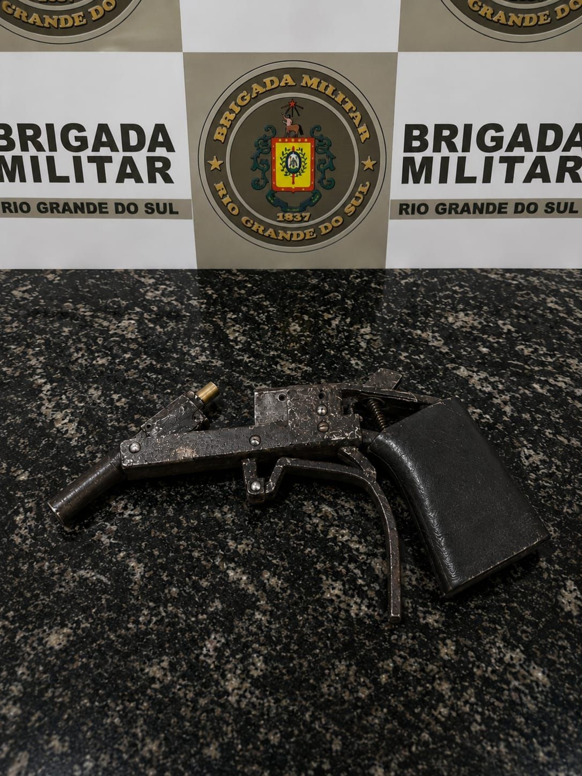 Brigada Militar prende homem após tentativa de roubo a residência em Arvorezinha