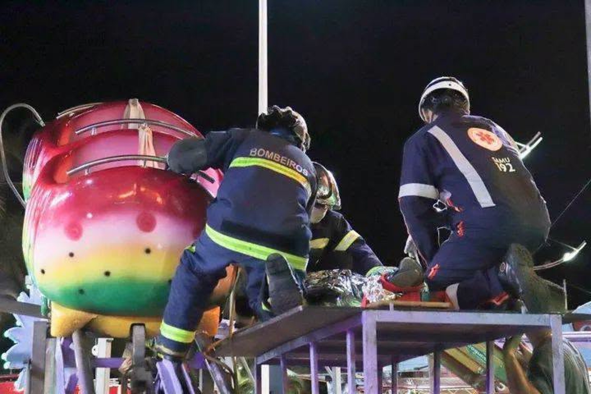 Acidente em brinquedo de parque de diversões deixa 11 feridos em Guaíba