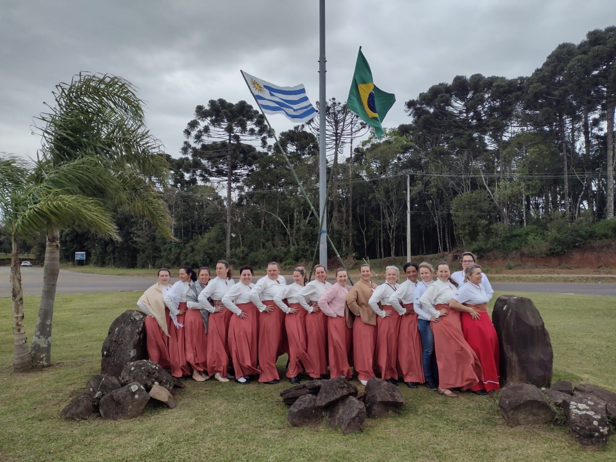 CTG Querência do Mate leva cultura gaúcha ao  tradicional festival uruguaio  Semana Criolla del Prado
