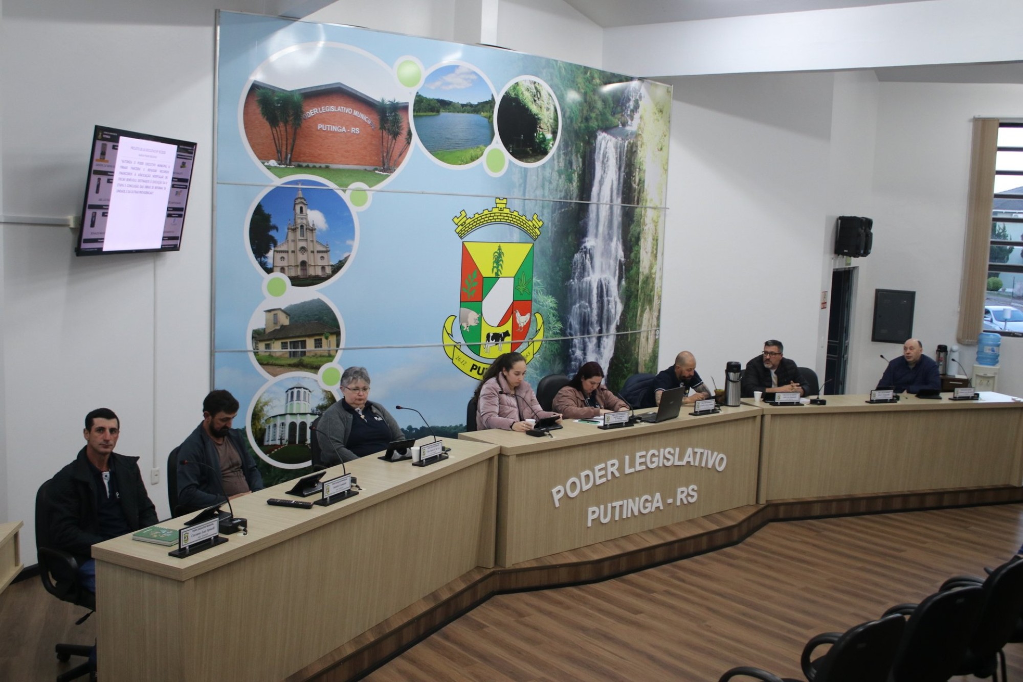 Câmara de Putinga analisa projetos em diversas áreas.